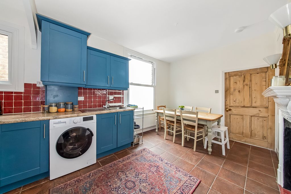 Property photo 3 of 15 Kitchen Diner