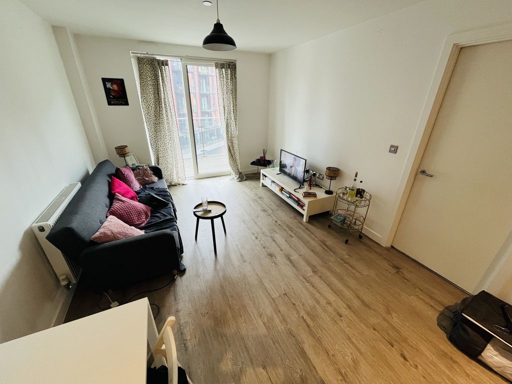 Property photo 2 of 8