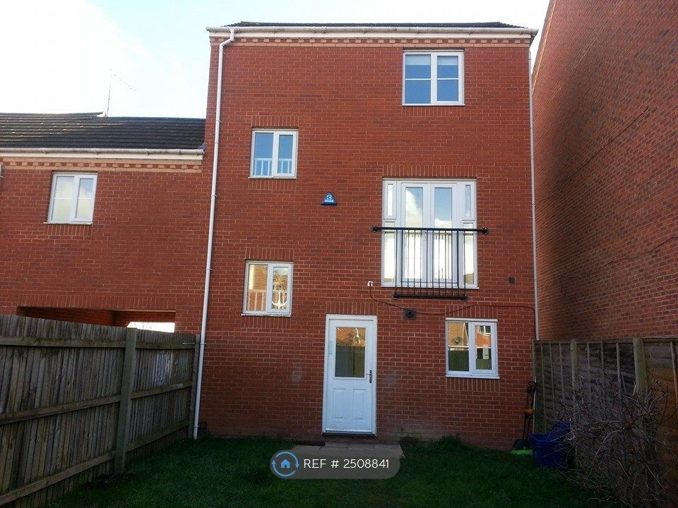 Property photo 3 of 11