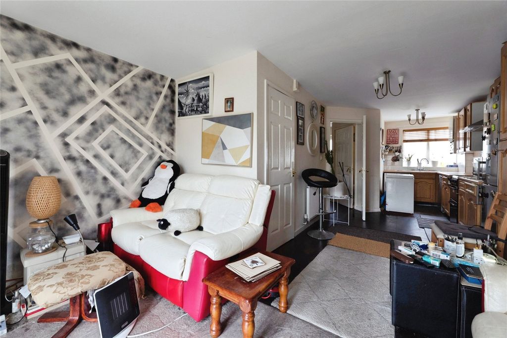 Property photo 3 of 19 Picture No. 04