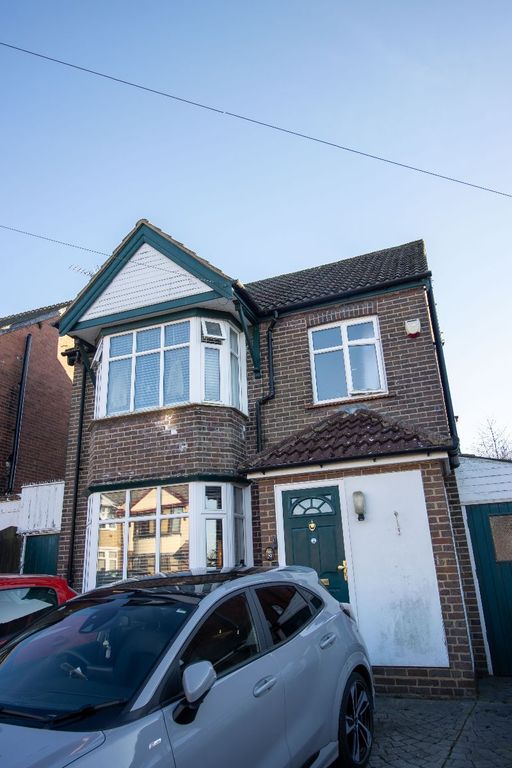 Property photo 2 of 23