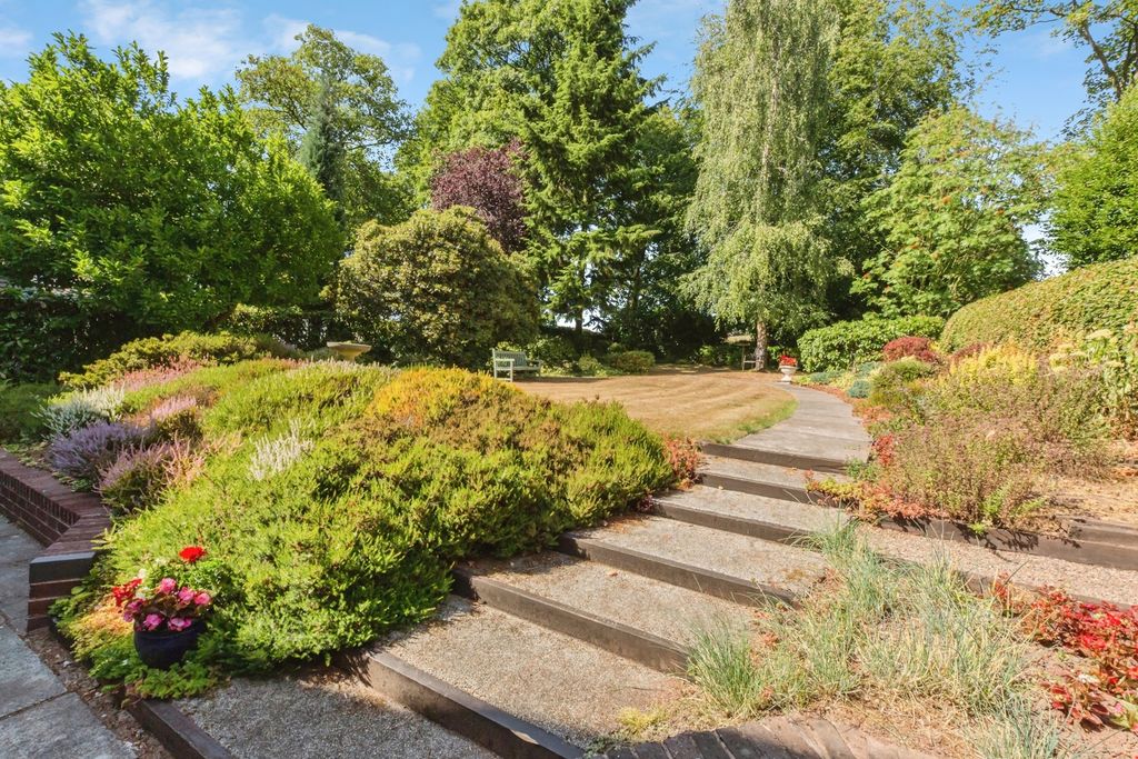 Property photo 3 of 18 Pbox-Img.Jpg