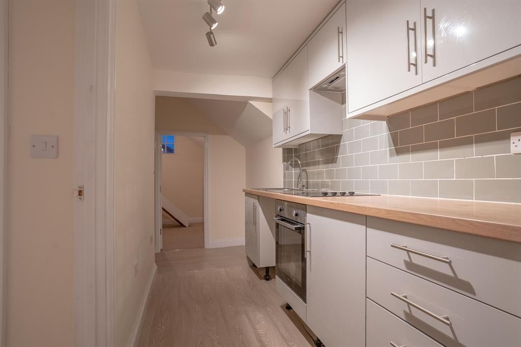 Property photo 3 of 6 Picture 3