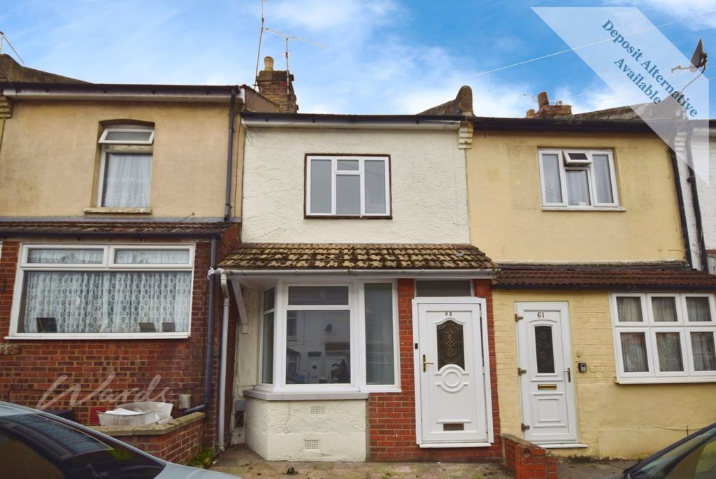 Property photo 1 of 11 Charter Front