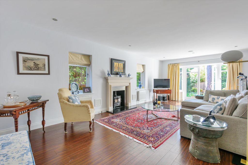 Property photo 3 of 13 Image