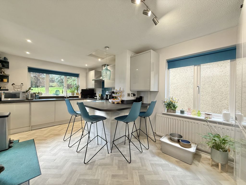 Property photo 2 of 24 Photo 7