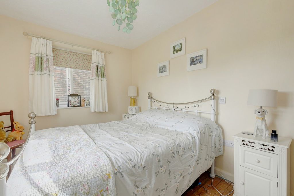 Additional image 18 of 5 bed detached house for saleHawthylands Road, Hailsham BN27