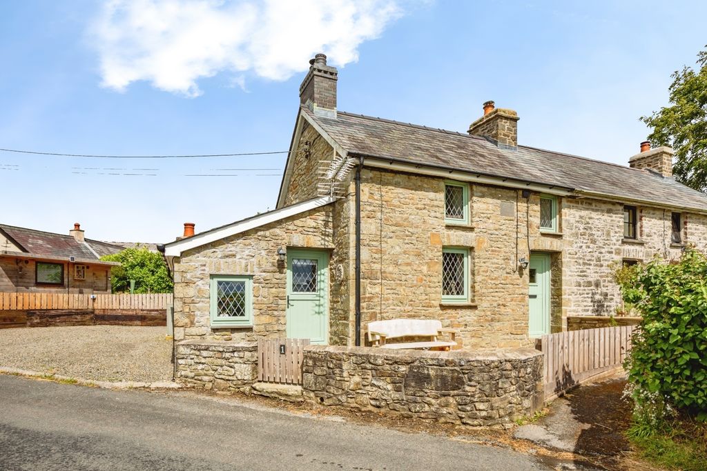 Property photo 1 of 25 Pbox-Img.Jpg