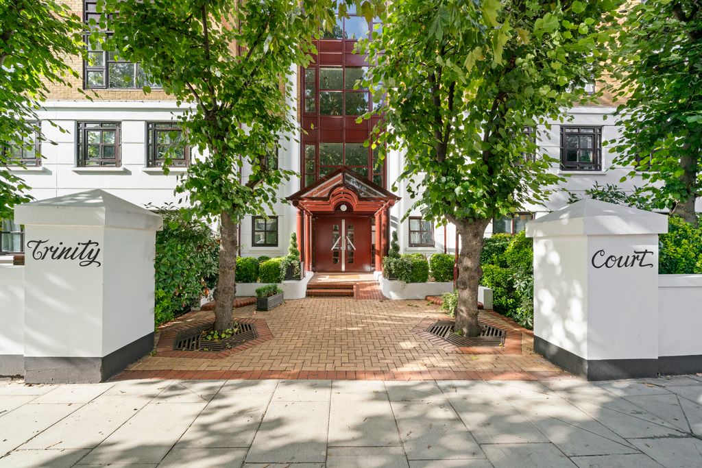 Property photo 1 of 10