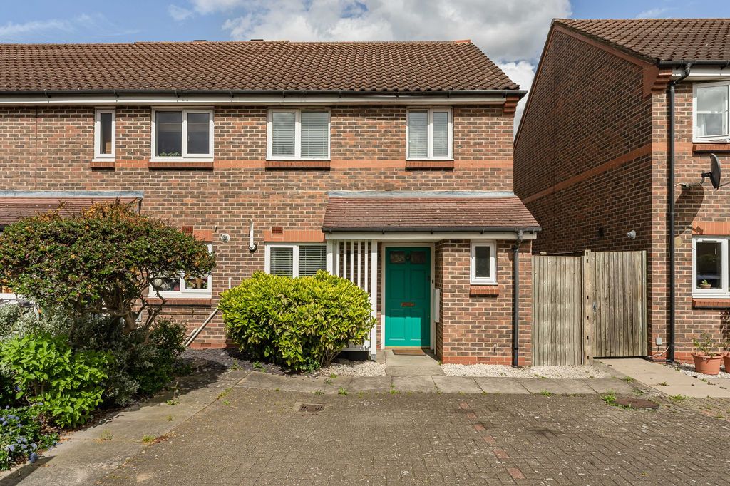 Property photo 1 of 13