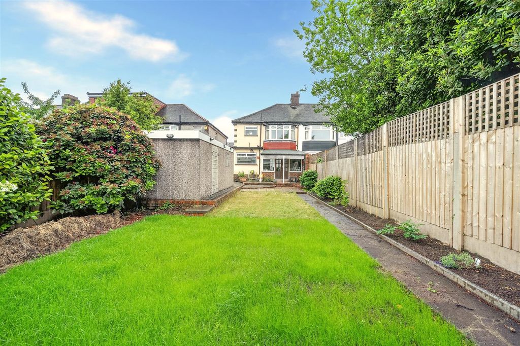 Property photo 2 of 19 02.Jpg
