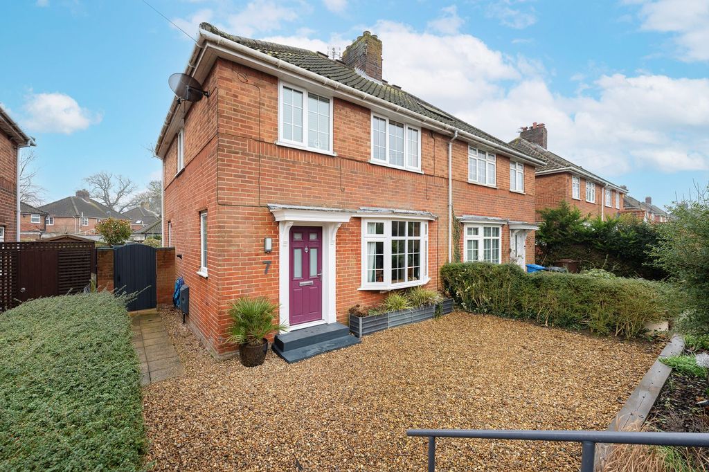 Property photo 1 of 24