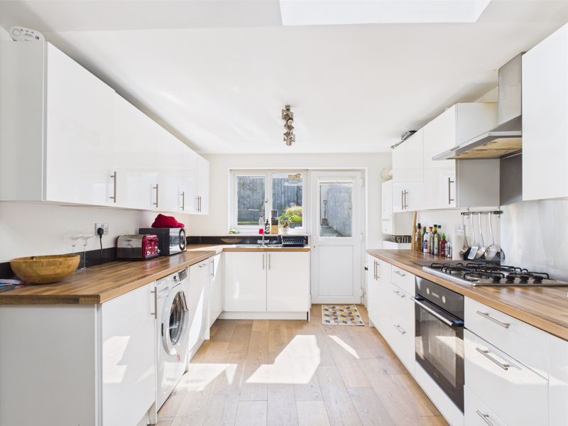 Property photo 2 of 15 Kitchen