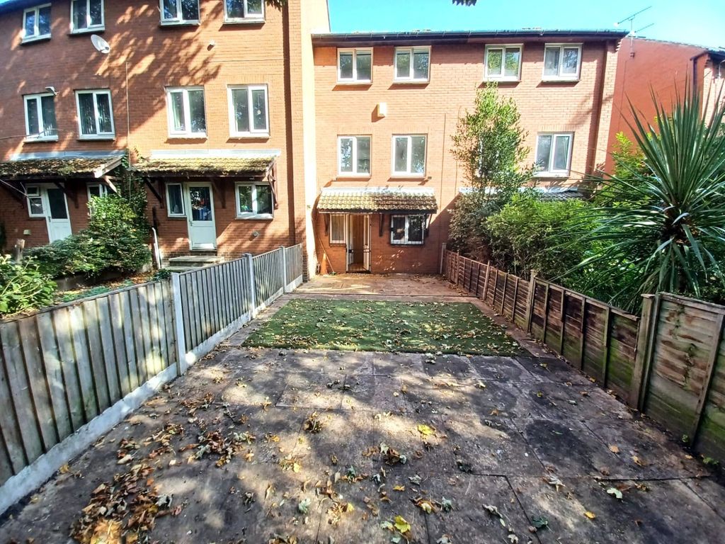 Property photo 1 of 17 Picture No. 25