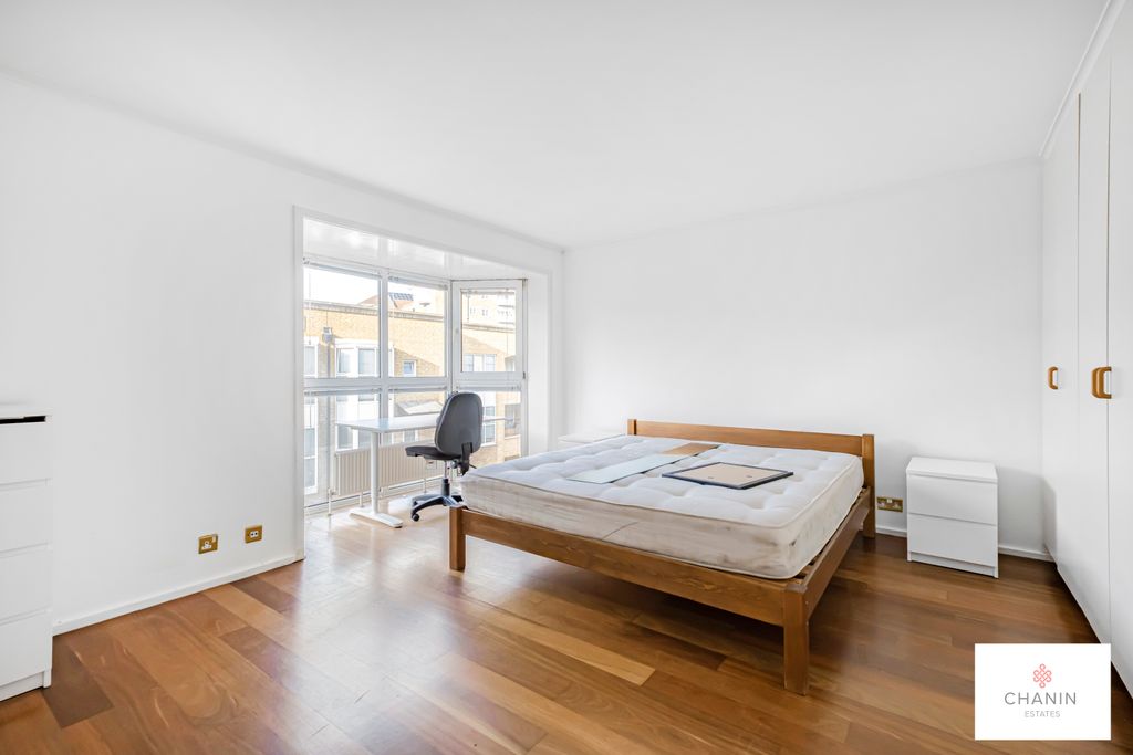 Property photo 2 of 6 652620E29F90B