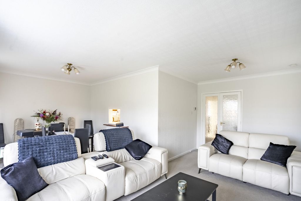 Property photo 3 of 13 Living Room