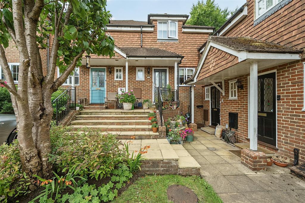 Property photo 1 of 16 Front