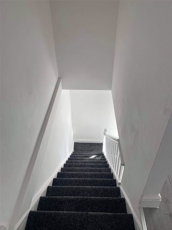 Property photo 3 of 15 Picture No. 09