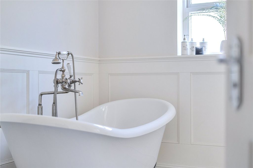 Additional image 20 of 5 bed detached house for saleMatham Road, East Molesey KT8