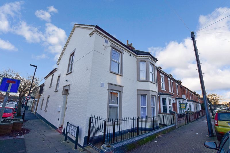 Property photo 2 of 19 Photo 2