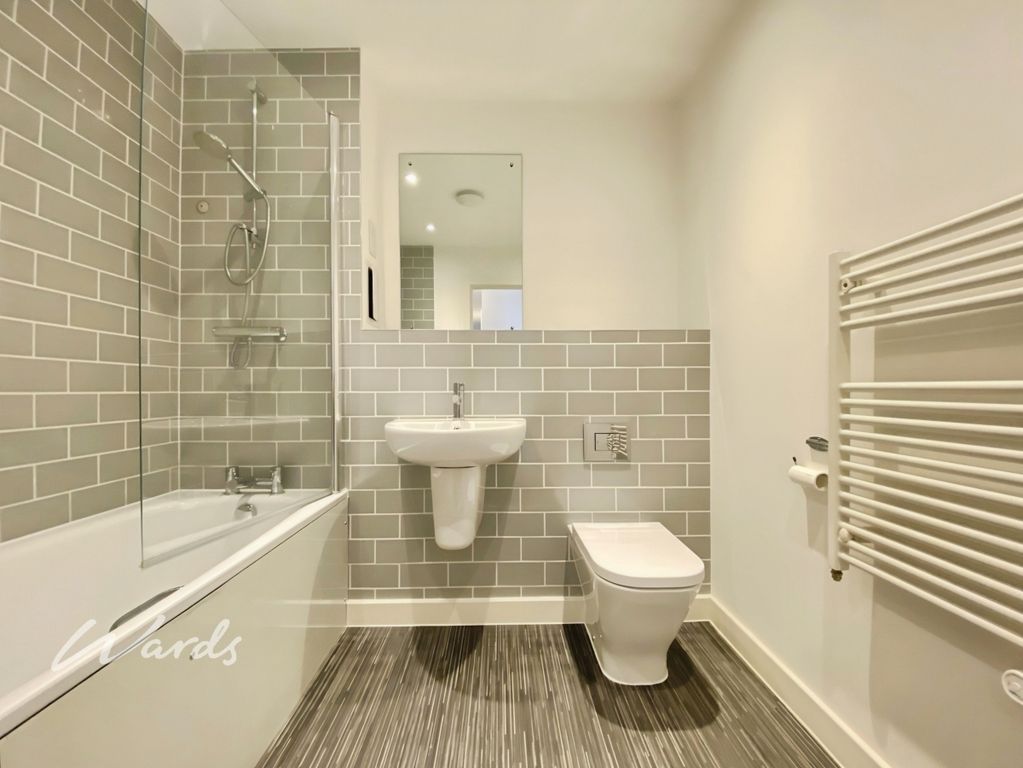 Property photo 3 of 14 Bathroom