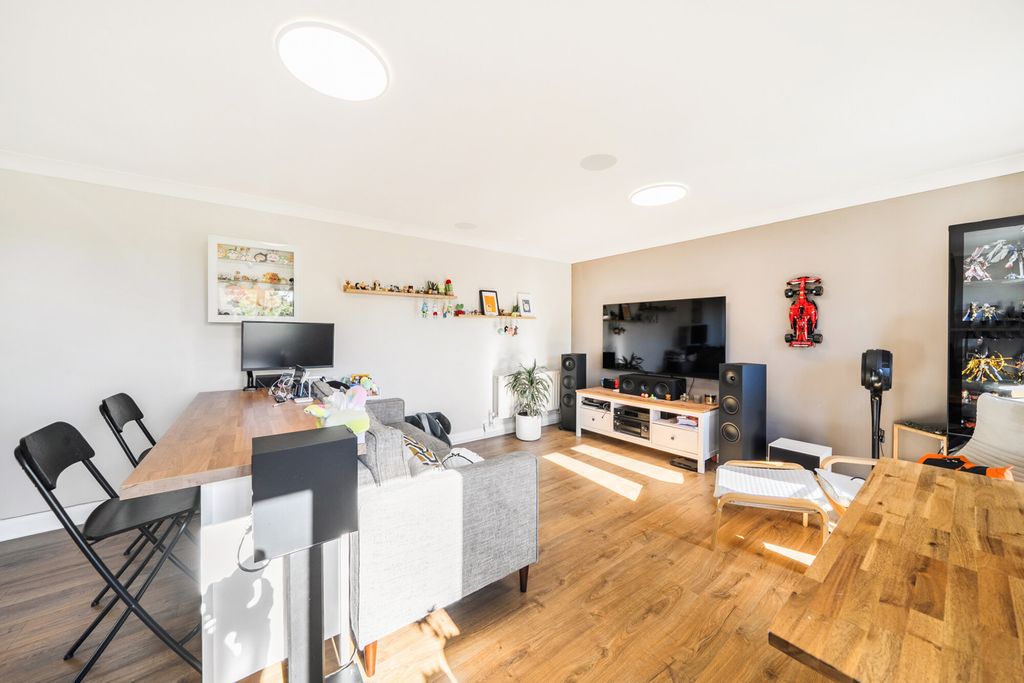 Property photo 2 of 23 1-6Ac7Eac38Fb7E-1...