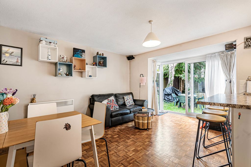 Property photo 1 of 12 Reception Room