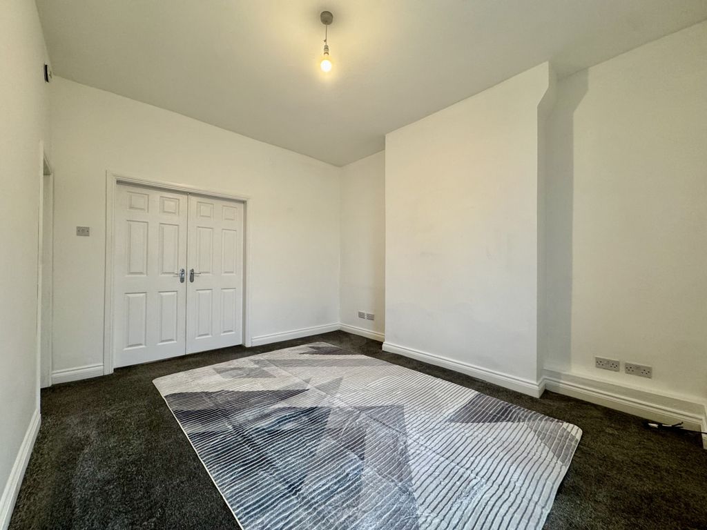 Property photo 3 of 15 Img_5525