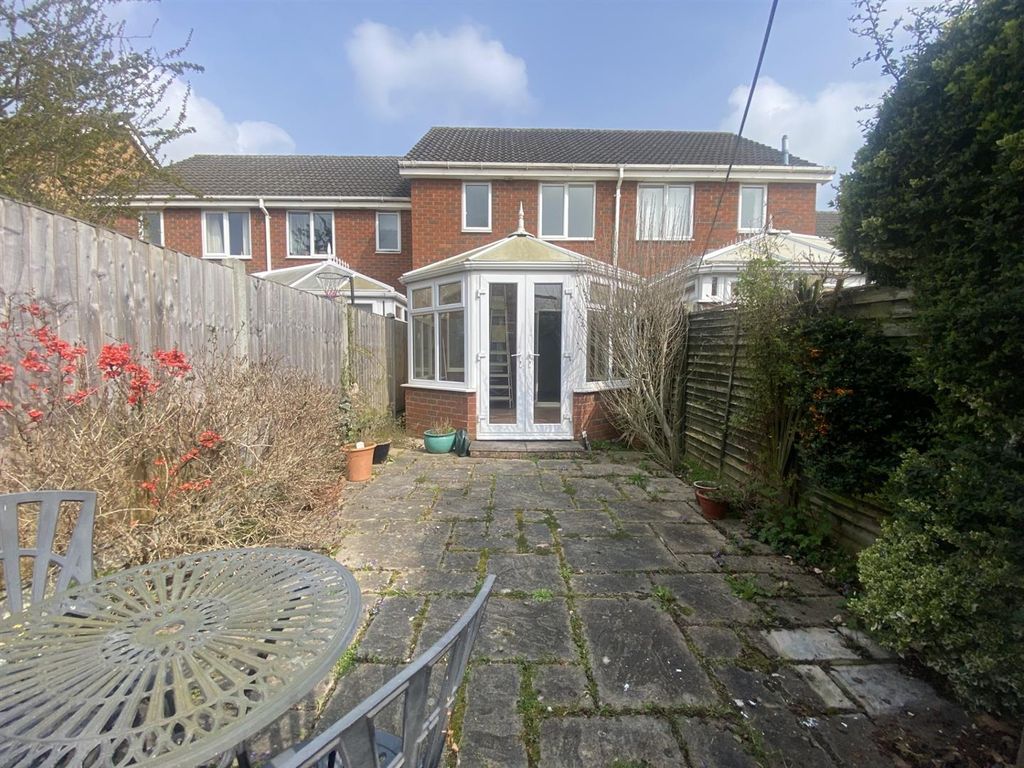 Property photo 2 of 12 Garden.Jpg