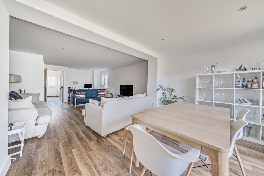 Property photo 1 of 22 Dining Area