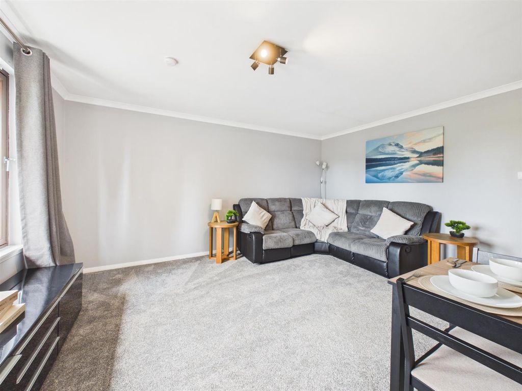 Property photo 3 of 14 Cam03924G0-Pr0113-Still009.Jpg