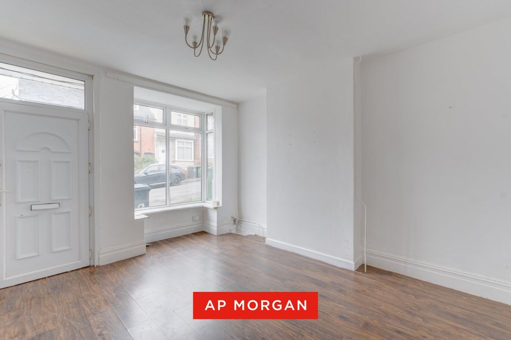 Property photo 2 of 11 Picture No. 03