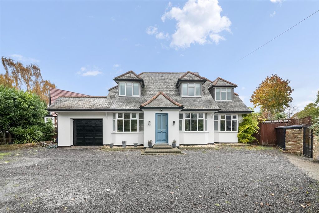 Property photo 1 of 24