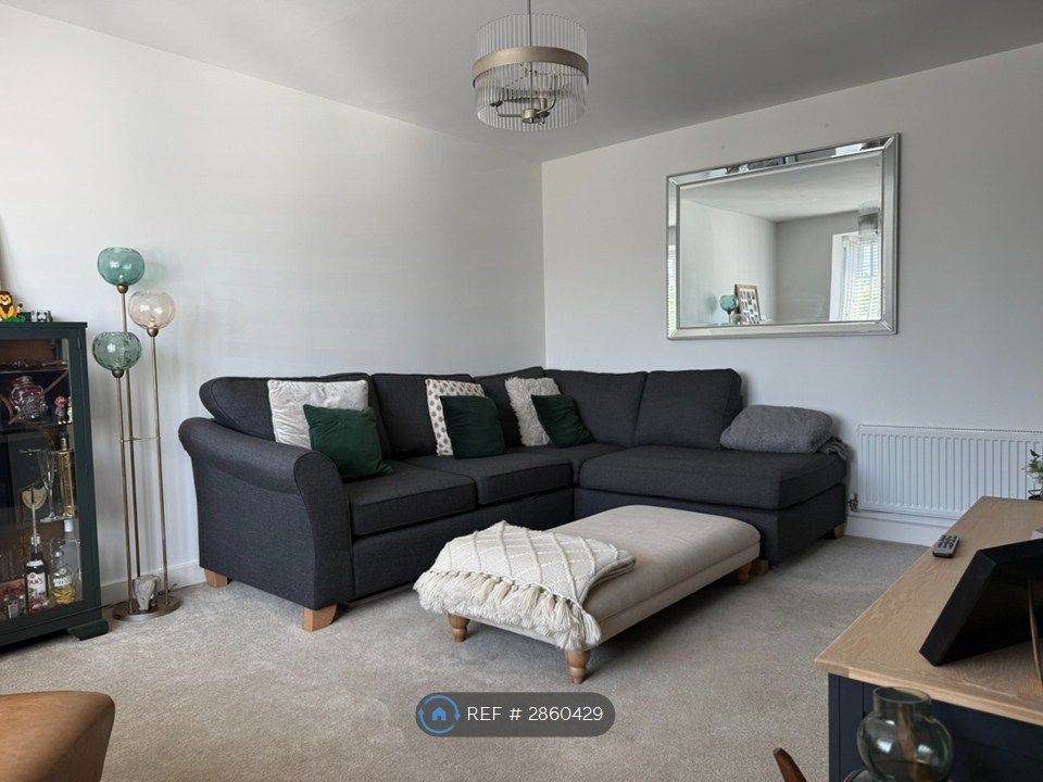 Property photo 3 of 26