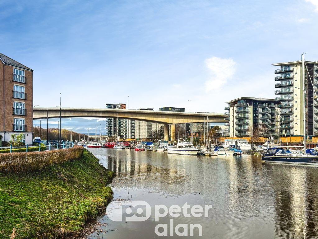 Property photo 1 of 21