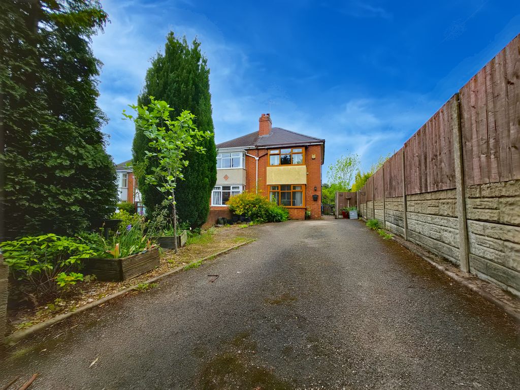 Property photo 1 of 34