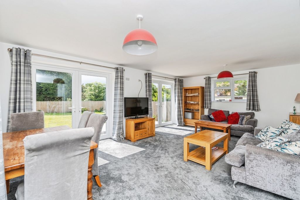 Property photo 3 of 16 Pbox-Img.Jpg