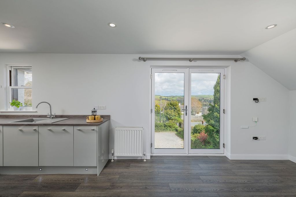 Property photo 3 of 10 Vicarage, Dartmouth Hilltops