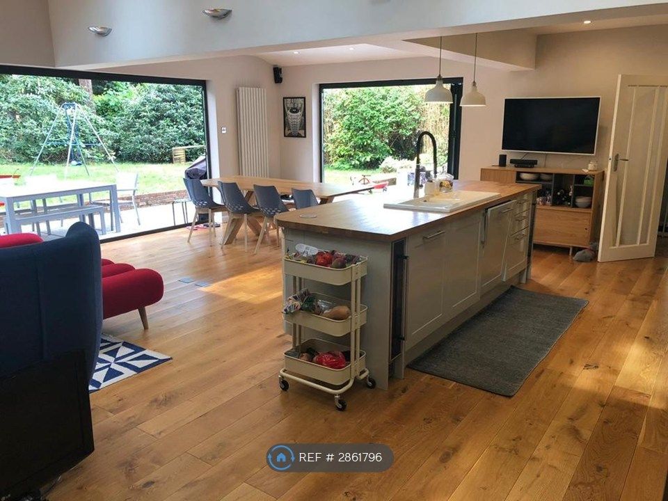 Property photo 2 of 29