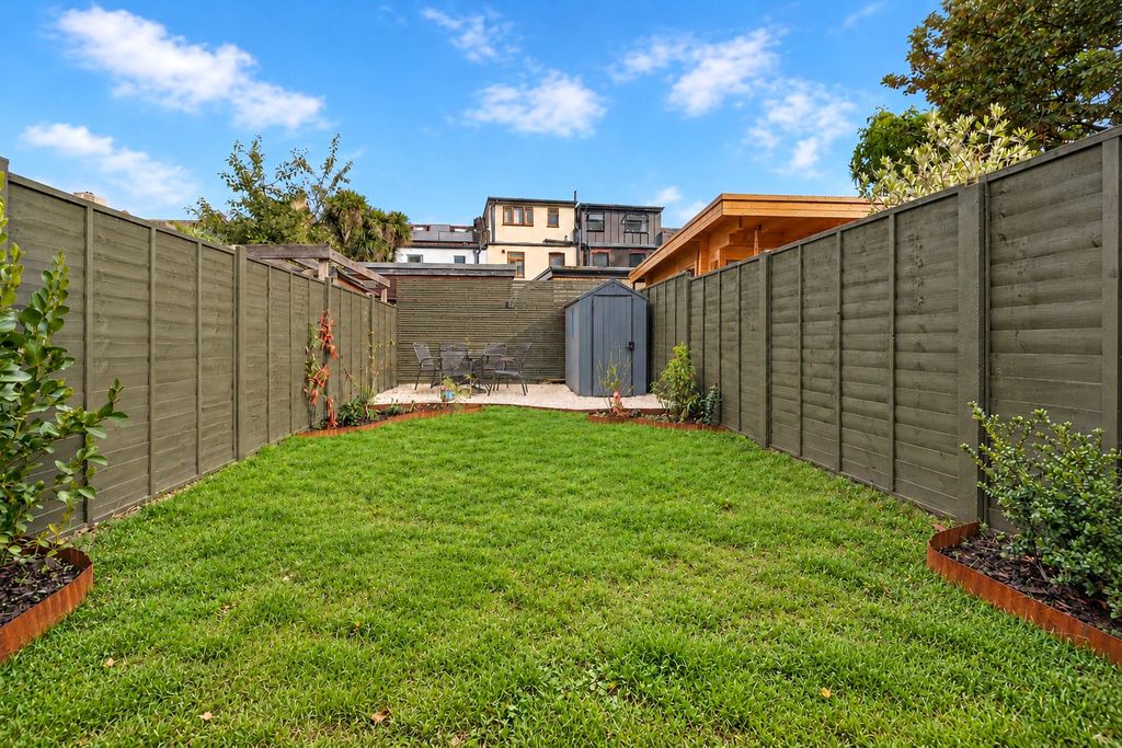 Property photo 3 of 13 Picture No. 53