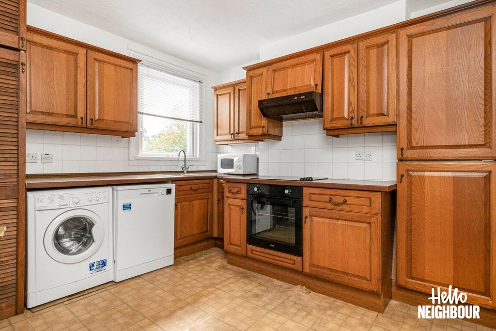 Property photo 2 of 14 Photo 1