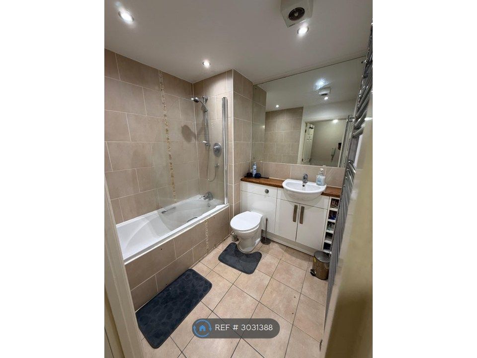 Property photo 3 of 9 Main Bathroom