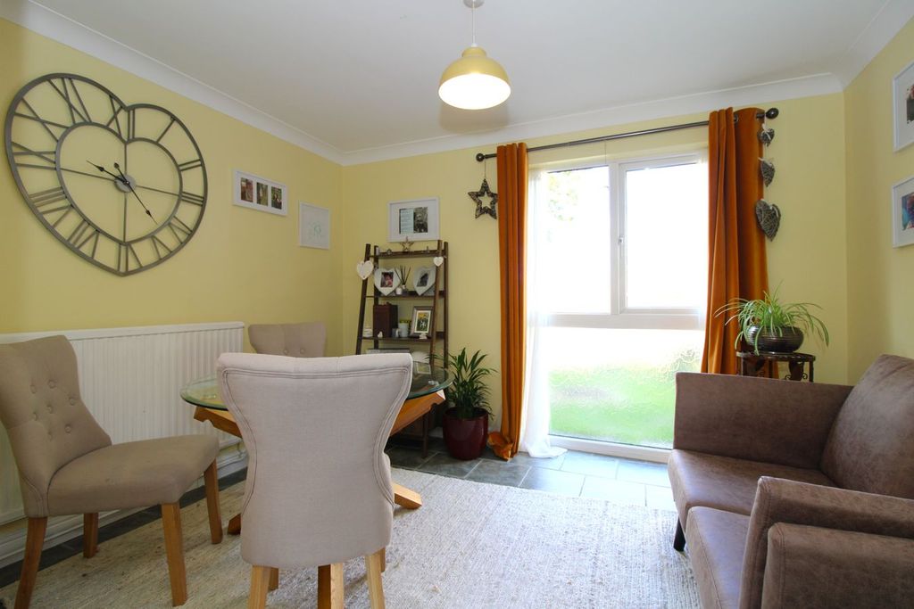Property photo 3 of 24 Dining Room