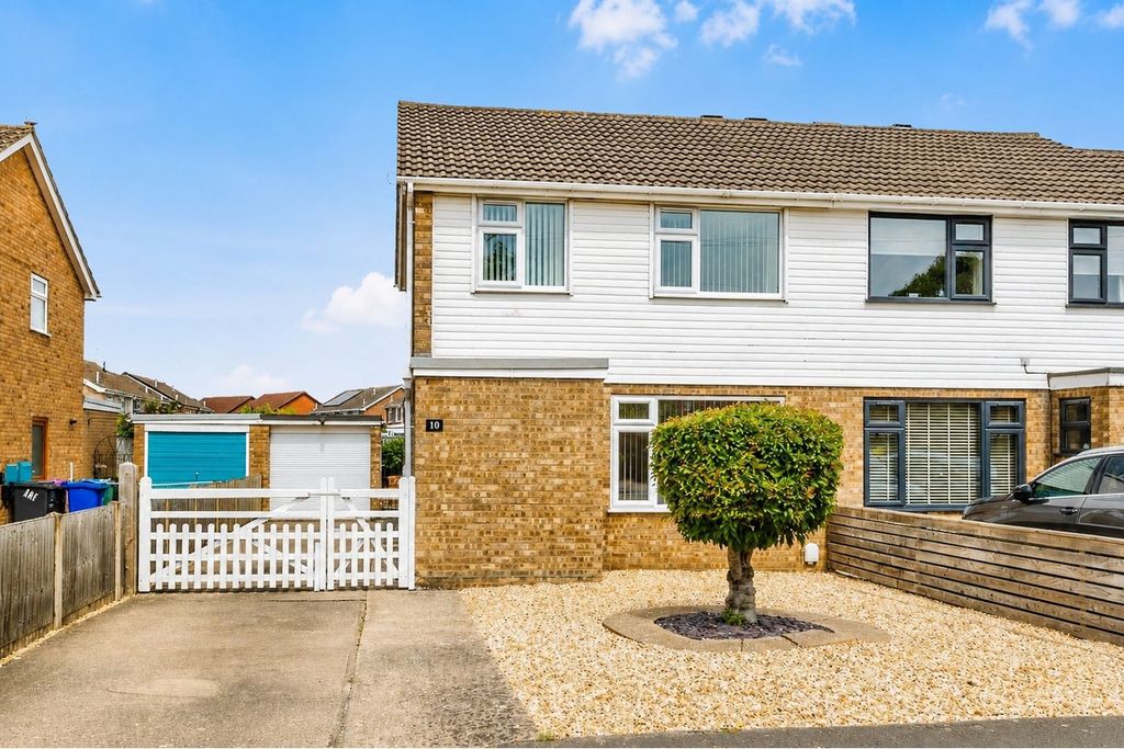 Property photo 1 of 15