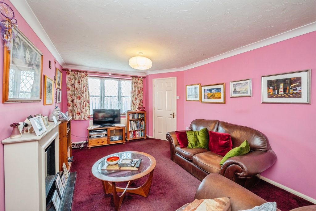 Property photo 3 of 17