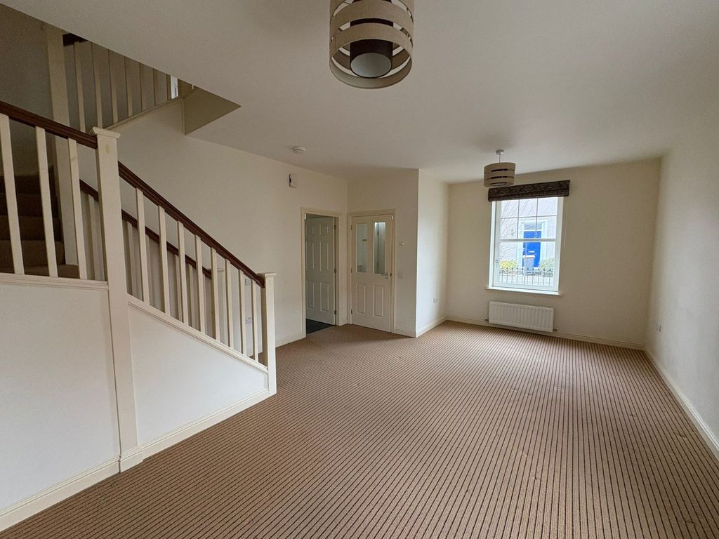 Property photo 2 of 13 Photo 2