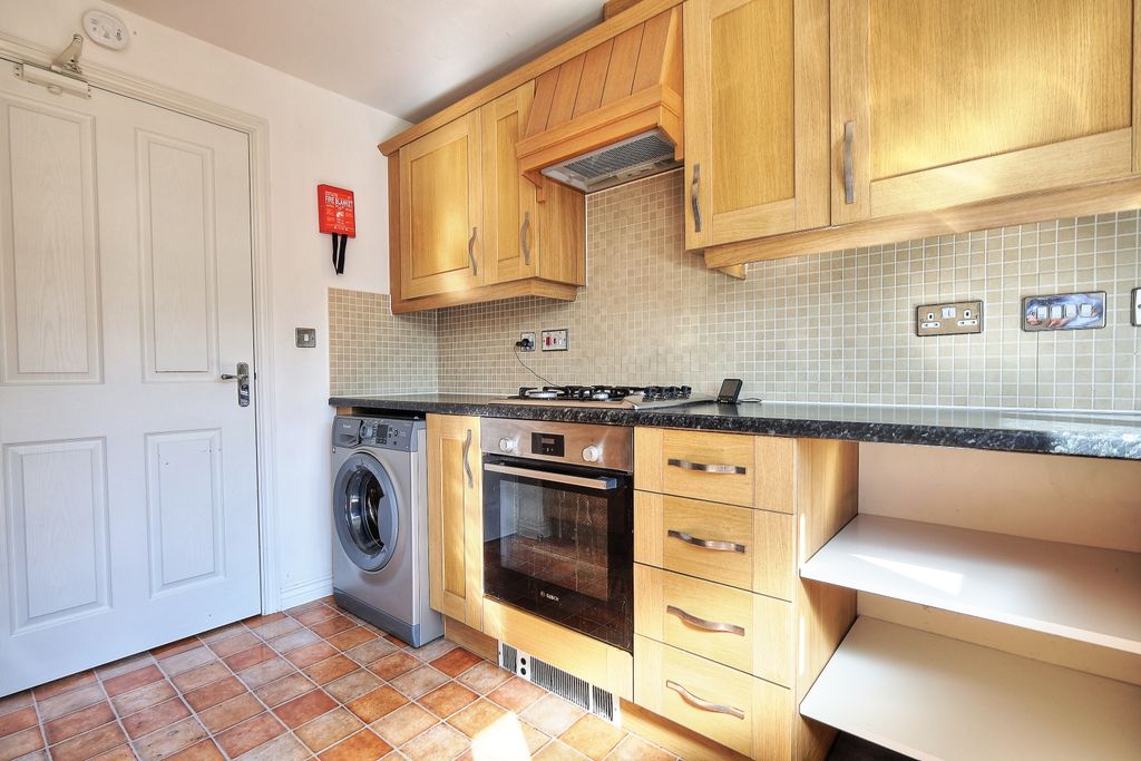 Property photo 3 of 16 6