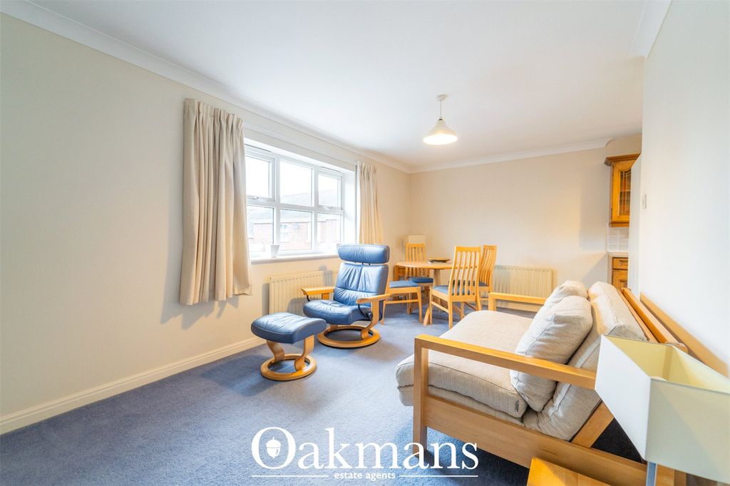 Property photo 2 of 20 Picture No. 17