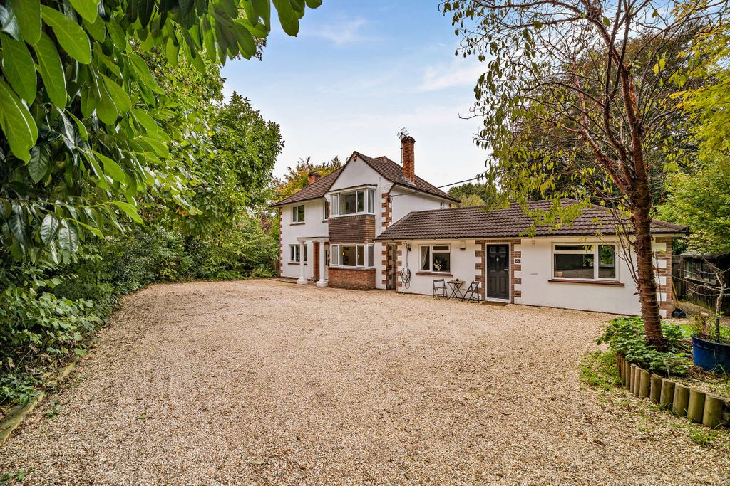 Property photo 1 of 36