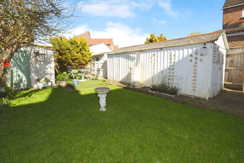 Property photo 2 of 17